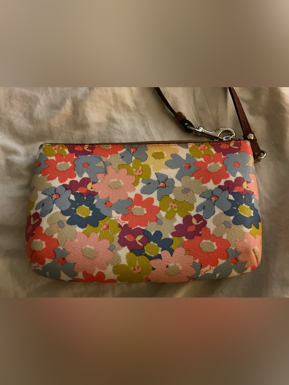 COACH Rare Retired Floral Print L Wristlet Medallion&Hang Tag Pink Satin Lining - Picture 3 of 15